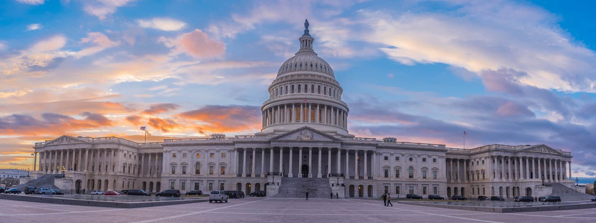 Dramatic sunset behind the us capitol inn washington dc