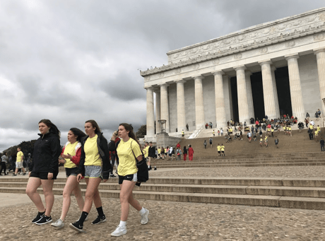 Students at the Lincoln Memorial in Washington, D.C.