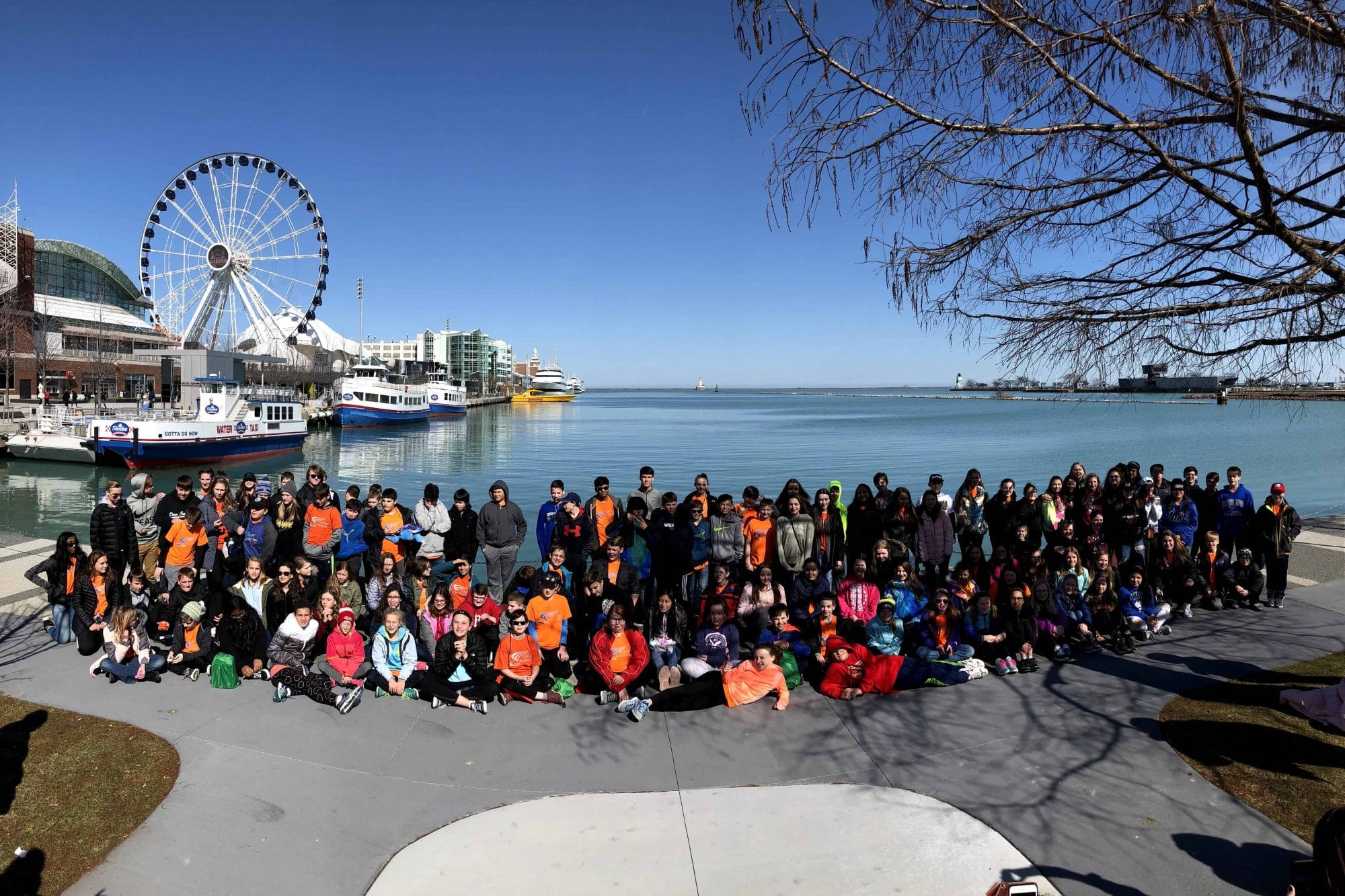 Chicago skyline group picture on a student tour