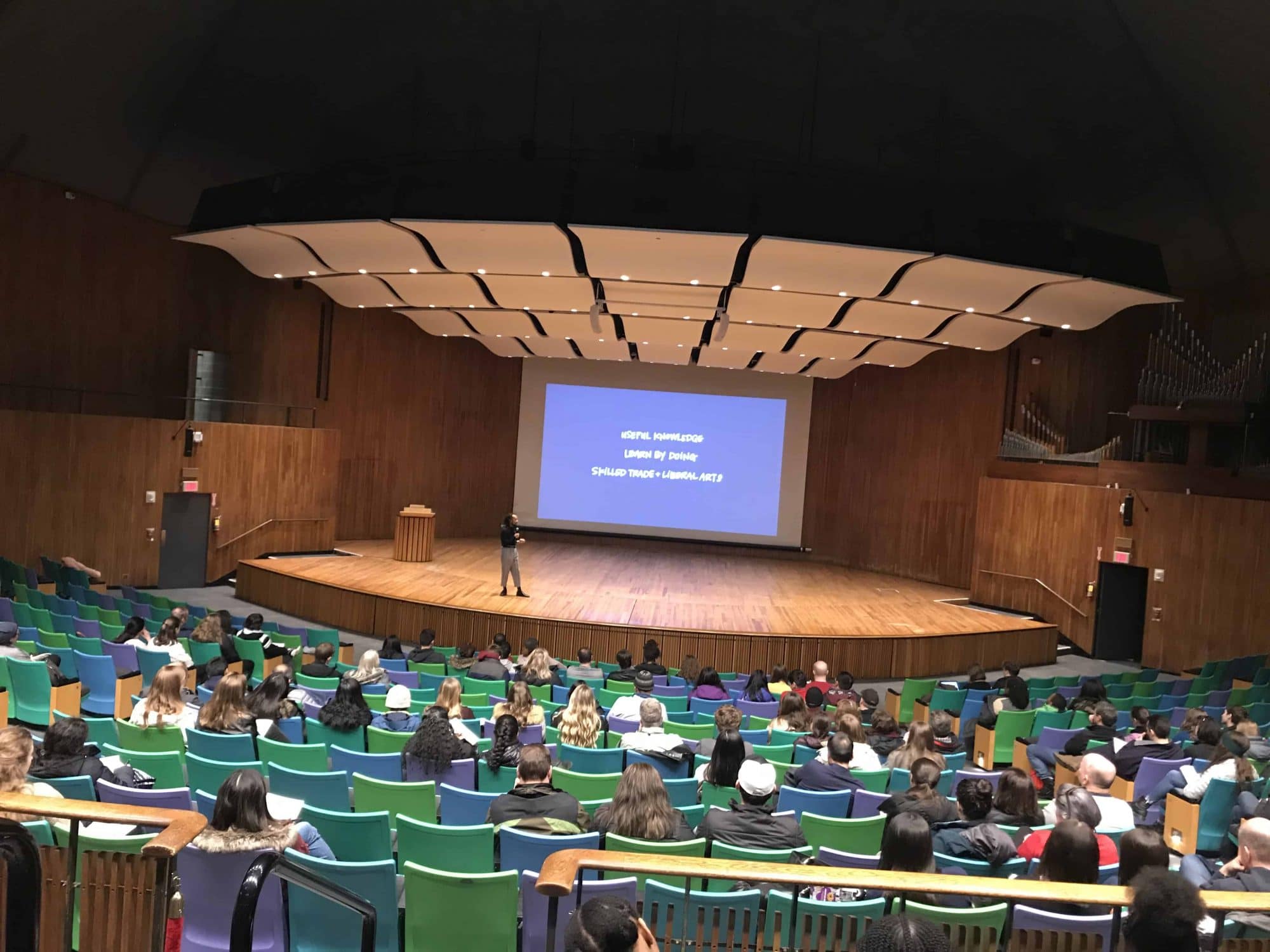 College Campus Tour admission session at MIT