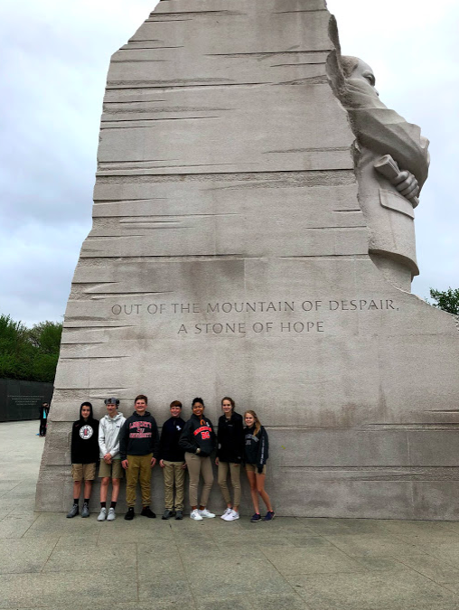 Students at MLK Statue in Washington, DC.