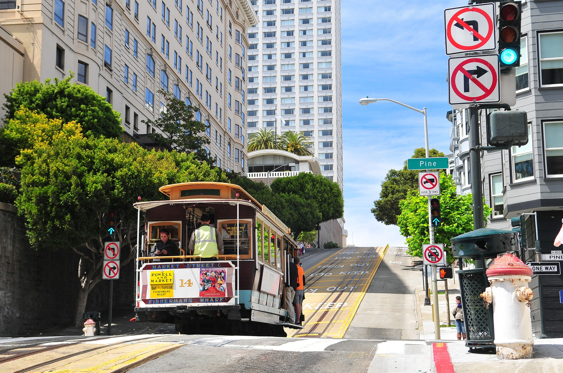 Cable cars on street in San Francisco, California. 