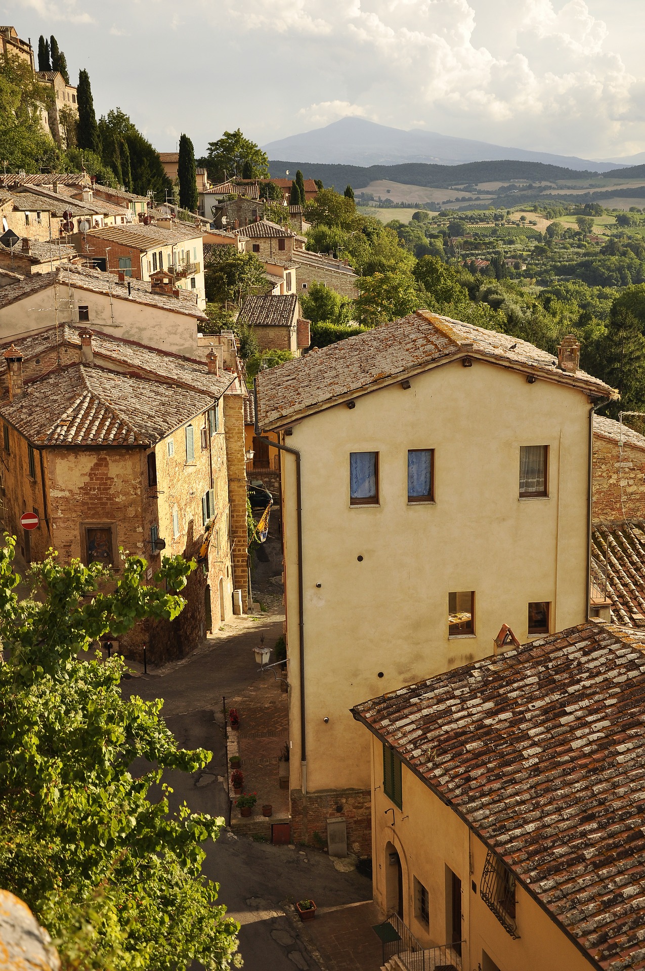 Homes in Tuscany, Italy with landscape in background